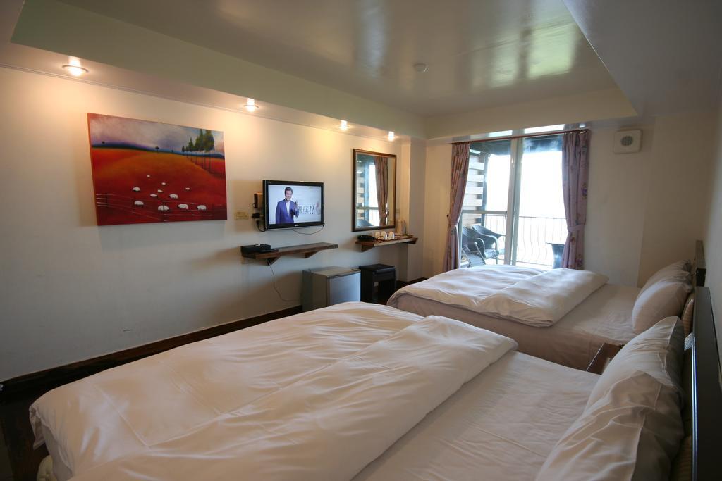 Cingjing Four Seasons B&B Renai Exteriör bild